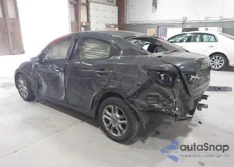 2017 Toyota Yaris Ia z USA, uszkodzony, nr VIN 3MYDLBYV9HY176259